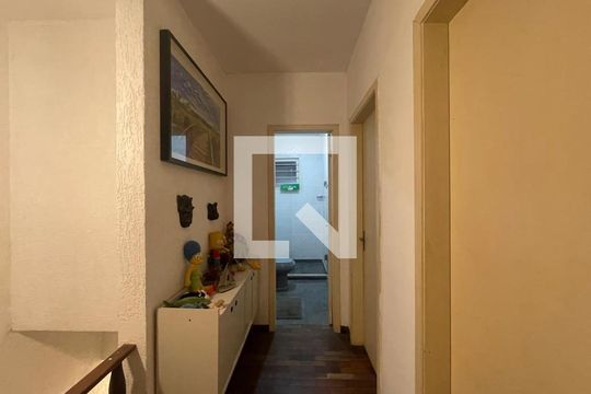 Casa à venda com 3 quartos, 185m² em Guarani, Novo Hamburgo