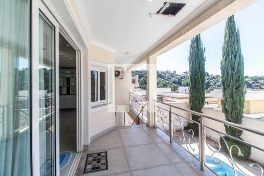 Varanda de casa de condomínio para alugar com 4 quartos, 415m² em Parque Sinai, Santana de Parnaíba