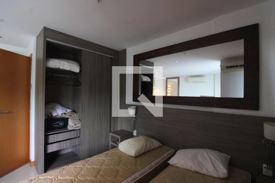 Quarto de kitnet/studio à venda com 1 quarto, 34m² em Jacarepaguá, Rio de Janeiro
