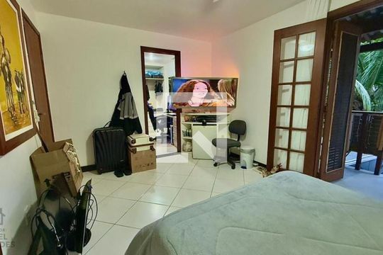 Casa à venda com 6 quartos, 1250m² em Recreio dos Bandeirantes, Rio de Janeiro