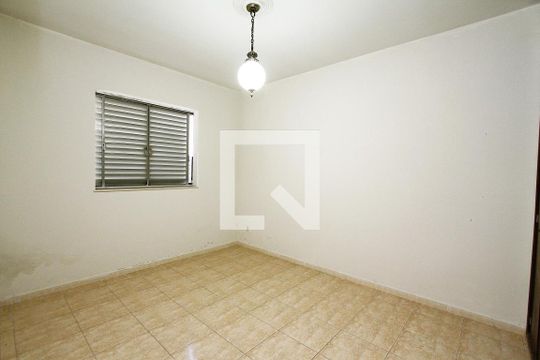 Quarto 1 de casa para alugar com 3 quartos, 410m² em Coração Eucarístico, Belo Horizonte