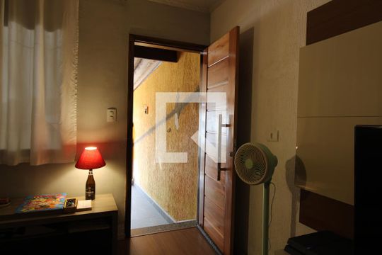 Sala de casa à venda com 2 quartos, 120m² em Vila Ponte Rasa, São Paulo