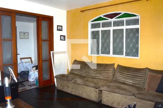 Sala de casa para alugar com 2 quartos, 158m² em São Gabriel, Belo Horizonte