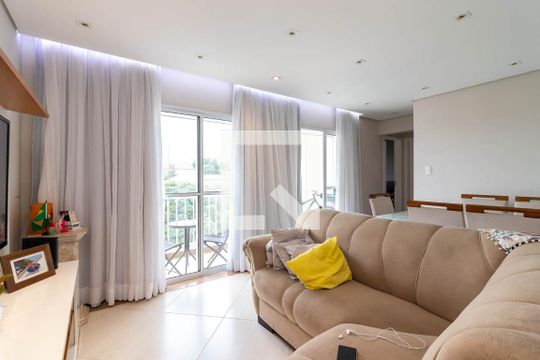 Sala de Estar de apartamento à venda com 3 quartos, 90m² em Vila Ester (zona Norte), São Paulo