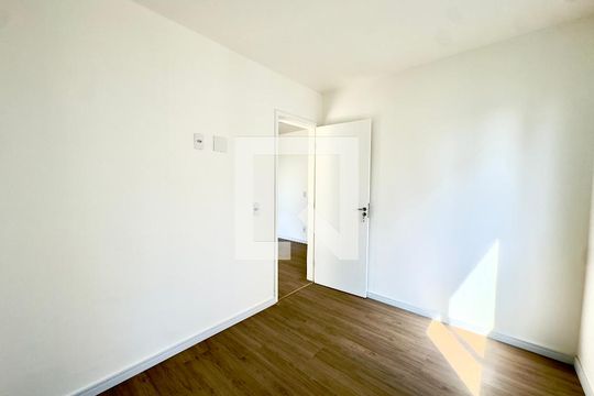 Quarto 1 de apartamento à venda com 2 quartos, 45m² em Picanço, Guarulhos
