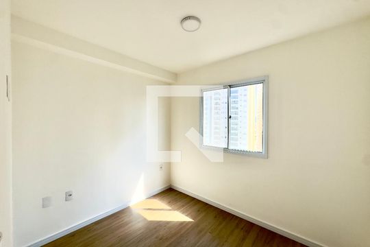 Quarto 2 de apartamento à venda com 2 quartos, 45m² em Picanço, Guarulhos