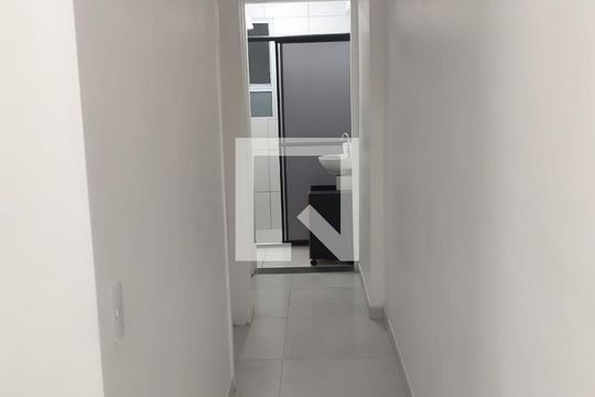 Corredor de apartamento à venda com 2 quartos, 50m² em Jardim Campestre, São Bernardo do Campo
