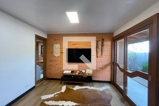 Casa à venda com 2 quartos, 296m² em Duque de Caxias, São Leopoldo