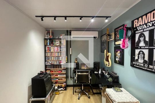 Casa à venda com 2 quartos, 296m² em Duque de Caxias, São Leopoldo