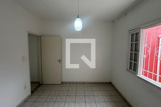 Quarto 1 de casa para alugar com 2 quartos, 125m² em Jardim Cambui, Santo André