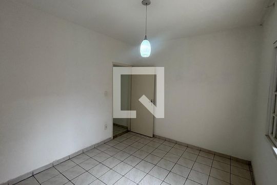 Quarto 1 de casa para alugar com 2 quartos, 125m² em Jardim Cambui, Santo André