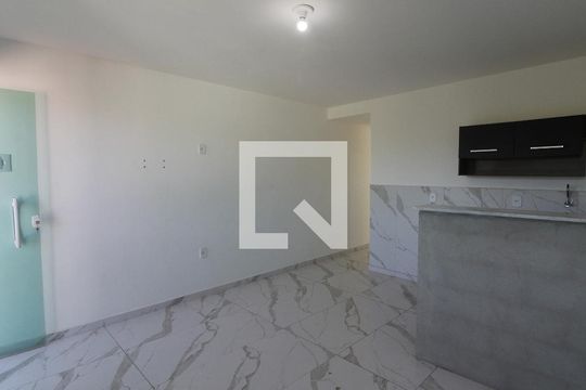 Apartamento para alugar com 1 quarto, 40m² em Jardim Esperança, Cabo Frio