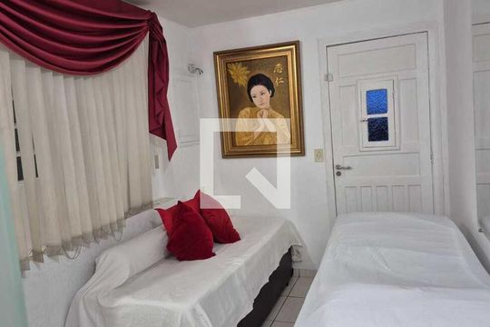 Quarto de casa para alugar com 2 quartos, 70m² em Jardim Oriental, São Paulo