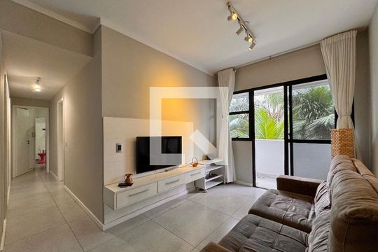 Sala de apartamento à venda com 3 quartos, 80m² em Barra da Tijuca, Rio de Janeiro