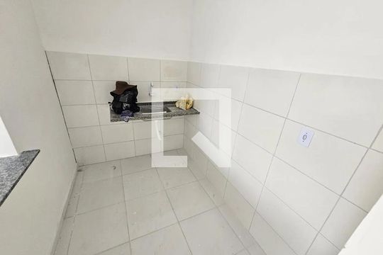 Cozinha de apartamento para alugar com 1 quarto, 70m² em Ipiranga, Nova Iguaçu