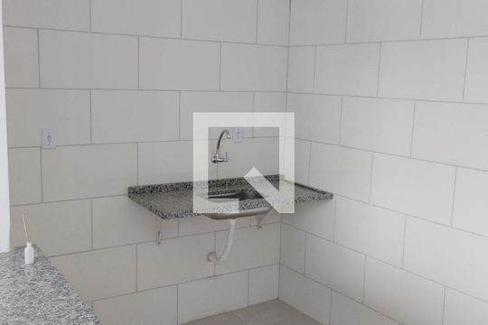Cozinha de apartamento para alugar com 1 quarto, 70m² em Ipiranga, Nova Iguaçu