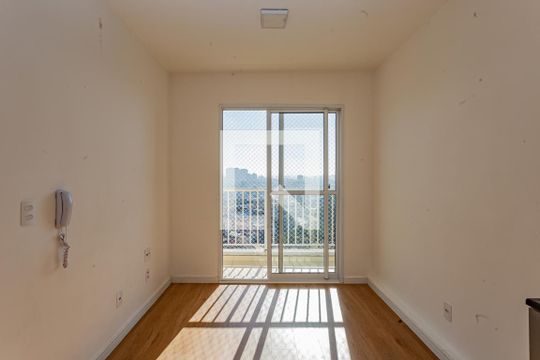 Sala de apartamento para alugar com 2 quartos, 28m² em Sacoma, São Paulo