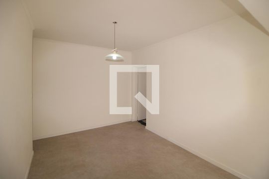 Sala / Cozinha de casa para alugar com 2 quartos, 160m² em Vila Santa Maria, São Paulo