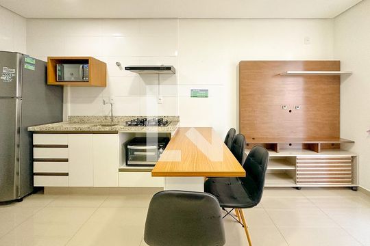 Sala de Jantar de apartamento para alugar com 1 quarto, 38m² em Ingleses do Rio Vermelho, Florianópolis