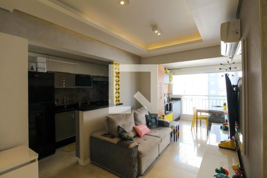 Sala de apartamento à venda com 2 quartos, 62m² em Vila Ema, São Paulo
