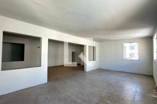 Apartamento à venda com 3 quartos, 251m² em Copacabana, Rio de Janeiro