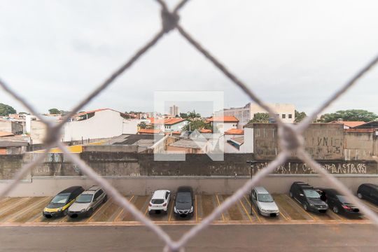 Vista da Sacada de apartamento para alugar com 2 quartos, 52m² em Biritiba, Poá