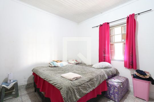 Quarto de casa à venda com 3 quartos, 120m² em Vila Anastácio, São Paulo