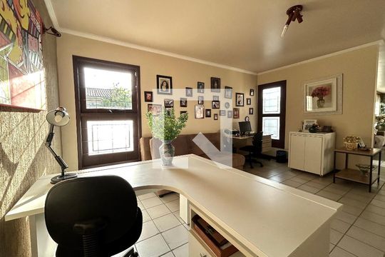 Sala 3 de casa para alugar com 5 quartos, 391m² em Santa Monica, Florianópolis