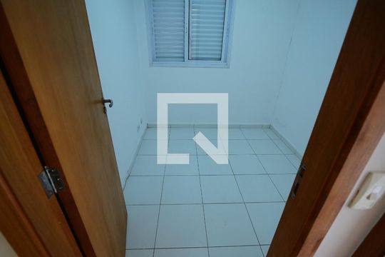 Quarto 1 de apartamento à venda com 2 quartos, 50m² em Jardim Bom Pastor, Santo André