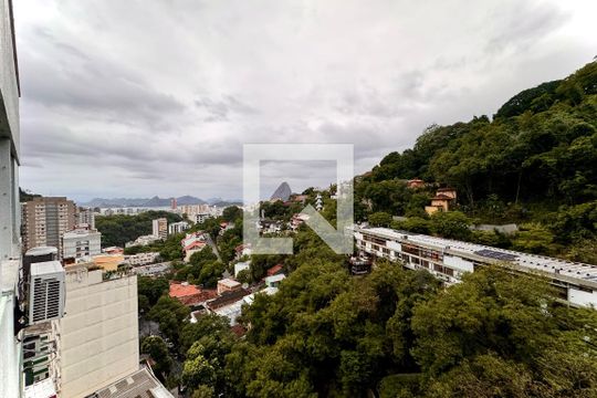 Vista da Sala/cozinha de apartamento à venda com 2 quartos, 70m² em Laranjeiras, Rio de Janeiro