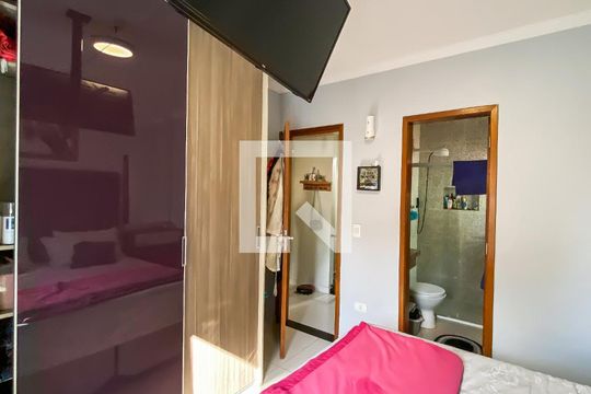 Suite 1 de casa à venda com 2 quartos, 68m² em Vila Lais, São Paulo