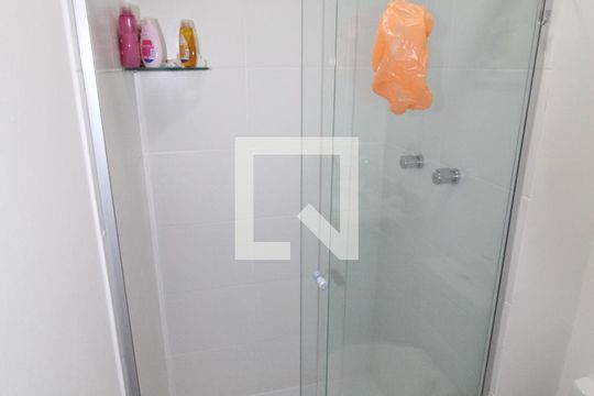 Banheiro de apartamento para alugar com 2 quartos, 63m² em Vila Industrial, São José dos Campos