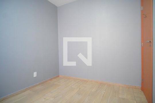 Quarto 1 de apartamento à venda com 2 quartos, 45m² em Feitoria, São Leopoldo