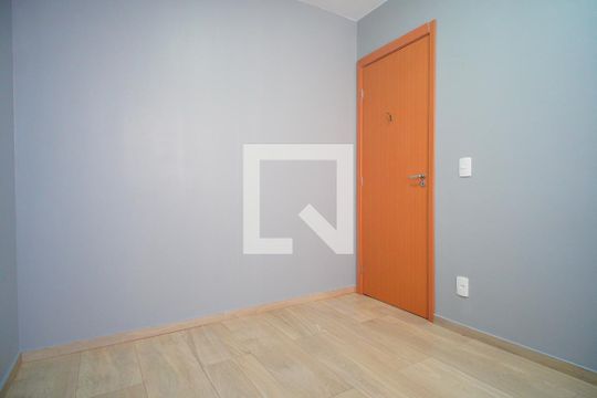 Quarto 1 de apartamento à venda com 2 quartos, 45m² em Feitoria, São Leopoldo