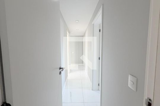 Corredor de apartamento à venda com 4 quartos, 180m² em Belenzinho, São Paulo