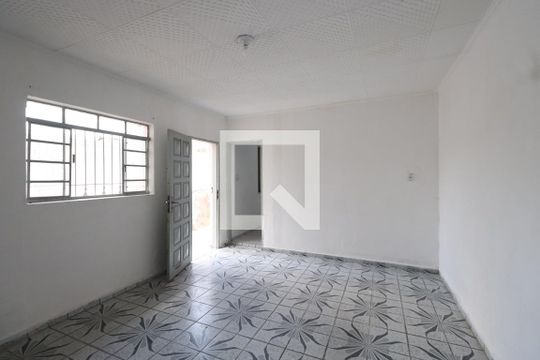Sala de casa para alugar com 2 quartos, 110m² em Vila Carrão, São Paulo