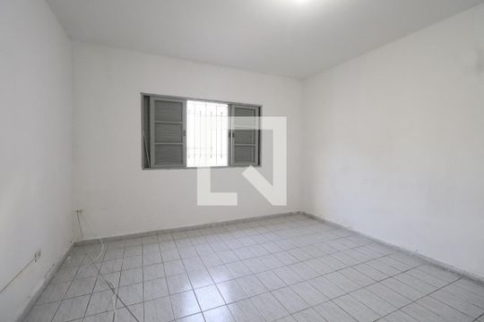 Quarto 1 de casa para alugar com 2 quartos, 110m² em Vila Carrão, São Paulo