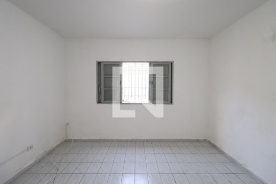Quarto 1 de casa para alugar com 2 quartos, 110m² em Vila Carrão, São Paulo