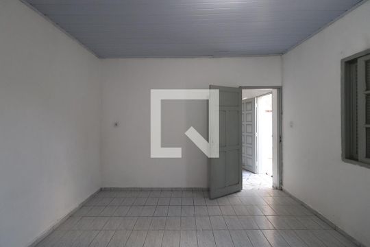 Quarto 2 de casa para alugar com 2 quartos, 110m² em Vila Carrão, São Paulo