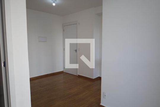 Apartamento para alugar com 3 quartos, 52m² em Socorro, São Paulo