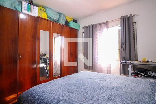Quarto 2 de casa à venda com 4 quartos, 250m² em Vila Ema, São Paulo