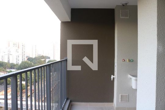 Varanda de apartamento à venda com 2 quartos, 55m² em Vila Anastácio, São Paulo