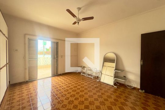 Quarto 1 de casa para alugar com 2 quartos, 250m² em Jardim Santa Lidia, Guarulhos