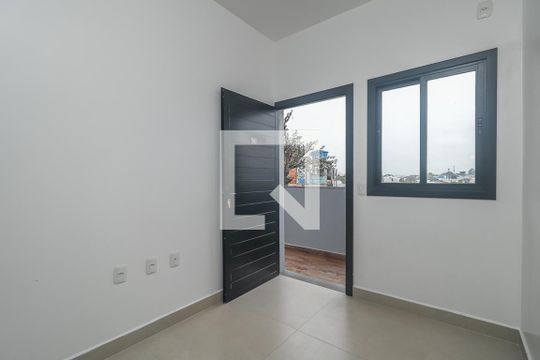 Sala de apartamento para alugar com 1 quarto, 26m² em Costa E Silva, Porto Alegre