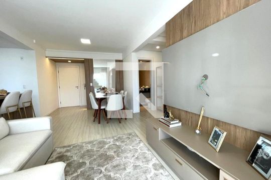 Apartamento à venda com 3 quartos, 101m² em Centro, São Leopoldo