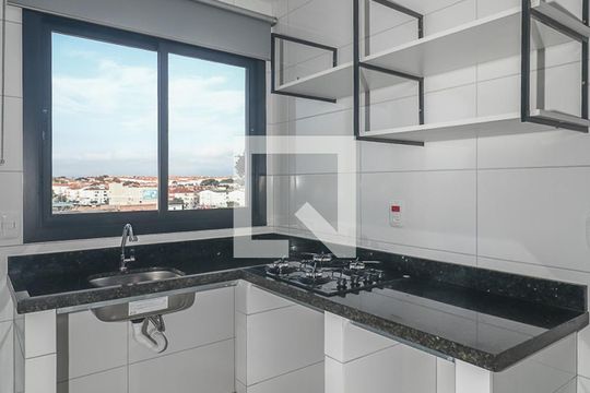 Sala / Cozinha de apartamento para alugar com 0 quarto, 18m² em Costa E Silva, Porto Alegre