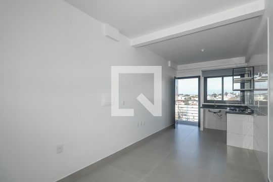 Sala / Cozinha de apartamento para alugar com 0 quarto, 18m² em Costa E Silva, Porto Alegre