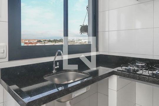 Sala / Cozinha de apartamento para alugar com 0 quarto, 18m² em Costa E Silva, Porto Alegre