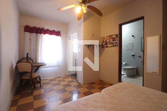 Suíte de casa à venda com 3 quartos, 150m² em Cidade São Mateus, São Paulo