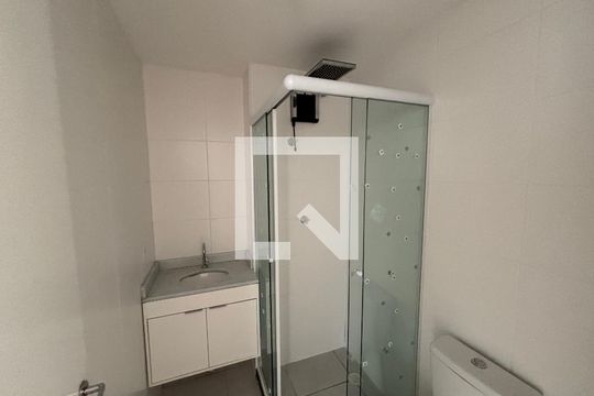 Banheiro de apartamento à venda com 2 quartos, 42m² em Vila Cosmopolita, São Paulo